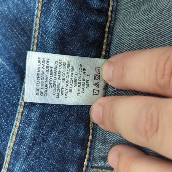 Maurices High Rise Skinny Jeans with Rhinestone Flowers - Size L - Picture 8 of 8